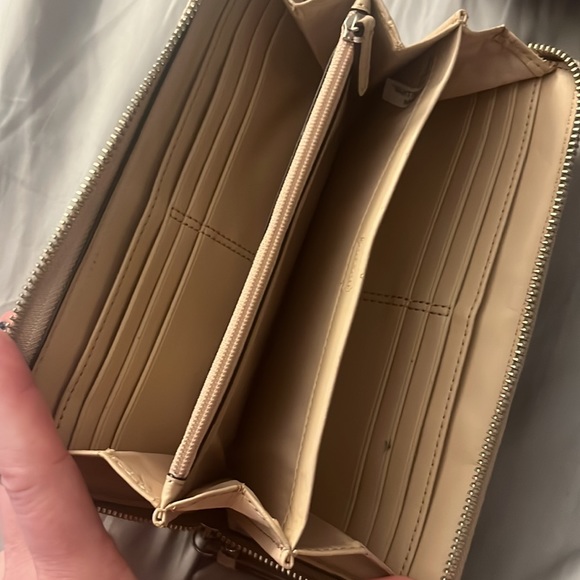 Coach Wallet - Picture 3 of 3